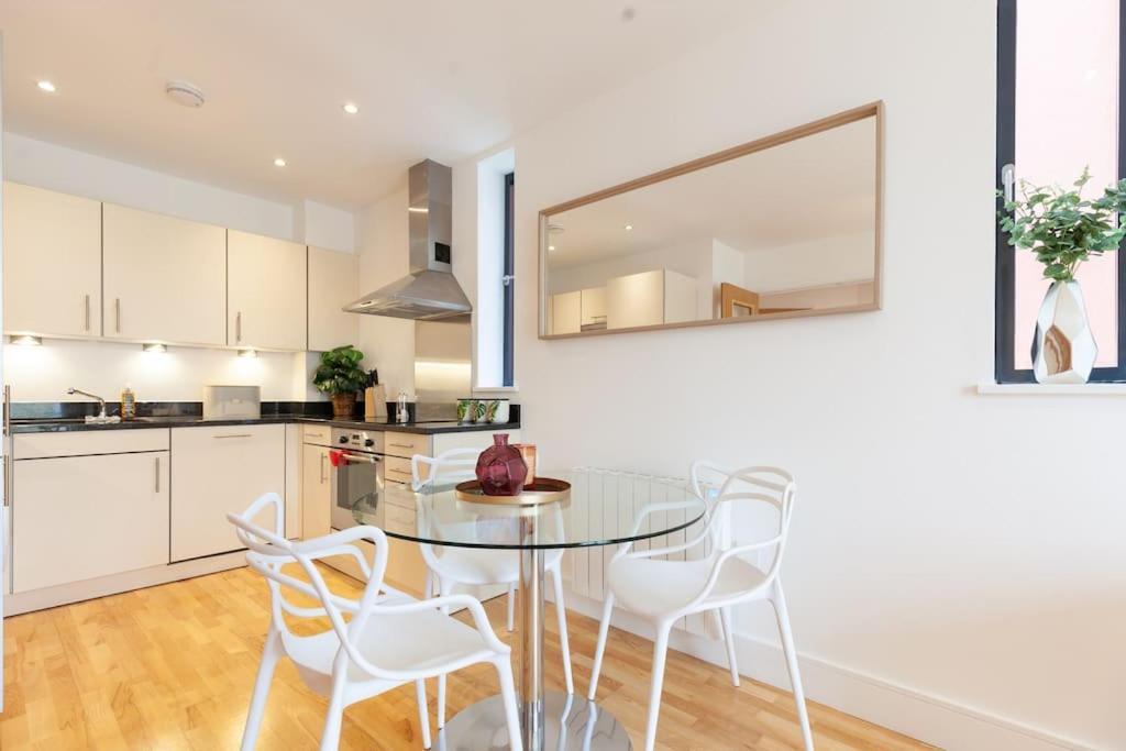 Oxfordshire Living - The Tolkien Apartment - อ็อกซ์ฟอร์ด ภายนอก รูปภาพ